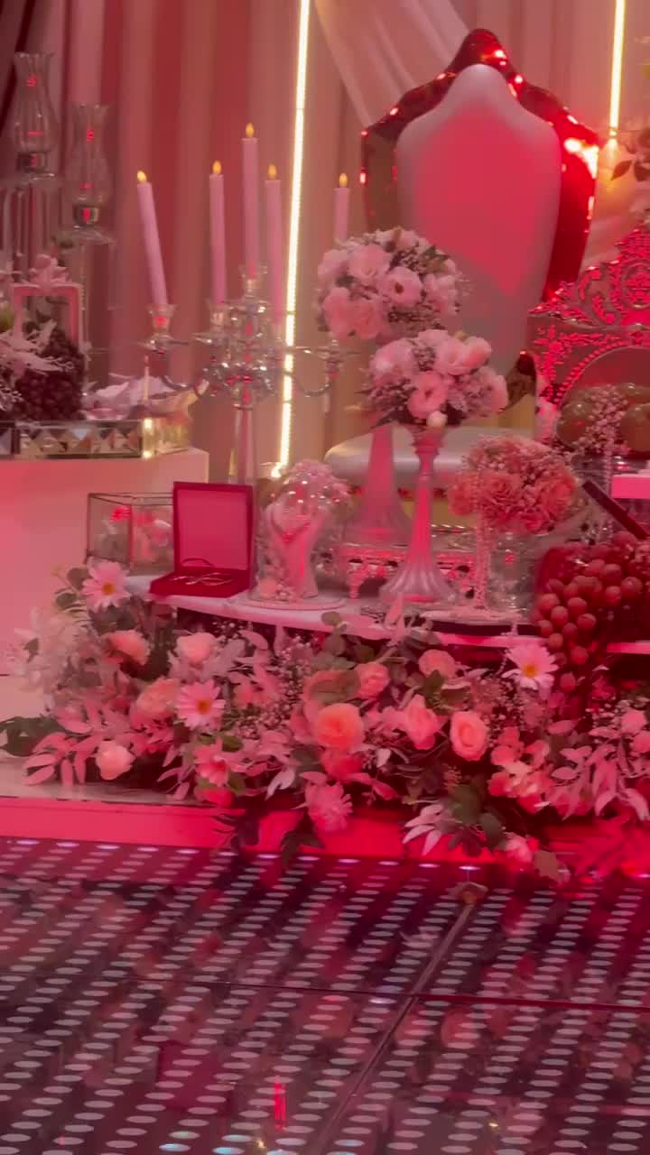 تالار عمارت فردوسی|خدمات پذیرایی، مراسم|نیشابور, جمهوری|دیوار