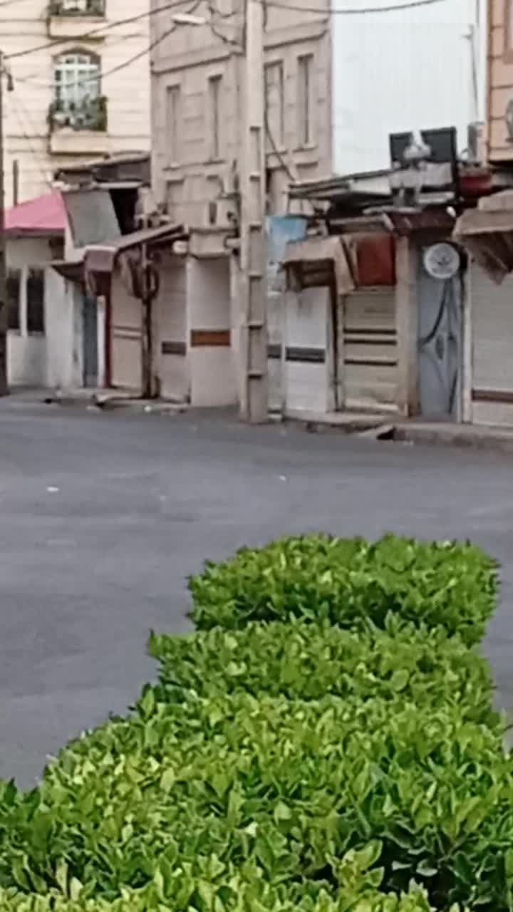 مغازه درجای پر رفت وآمد در سعدی ورودی آزادگان|اجارهٔ مغازه و غرفه|رشت, آزادگان|دیوار