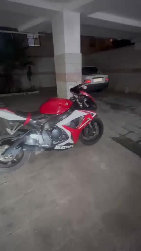 GSX600 cb1300 cbr|موتورسیکلت|اندیشه, اندیشه فاز ۳|دیوار