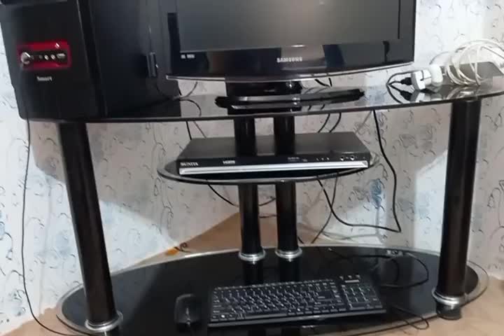 کامپیوتر|رایانه رومیزی|زاوه, |دیوار