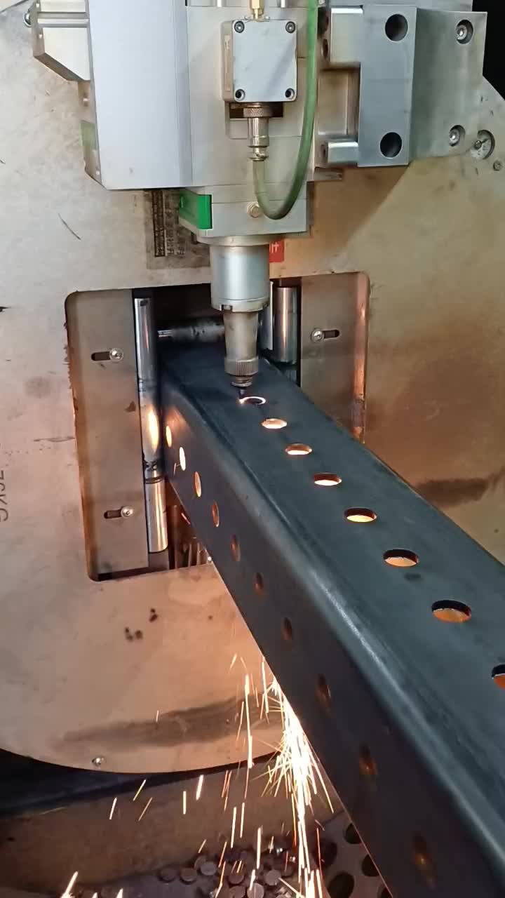 خدمات برش لیزر لوله، پروفیل، قوطی،ناودانی و روتاری|خدمات پیشه و مهارت|تهران, شهرک شریفی|دیوار