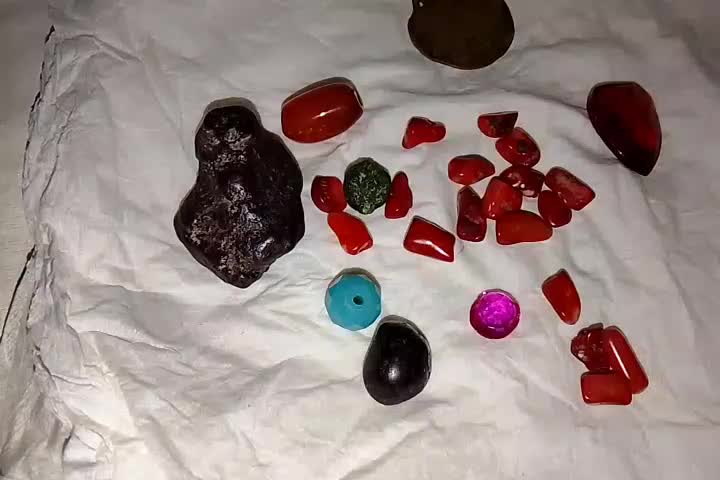 فروش سنگها مرجان بسیار قدیمی  زمرد وغیره|کلکسیون و سرگرمی|بندرعباس, |دیوار