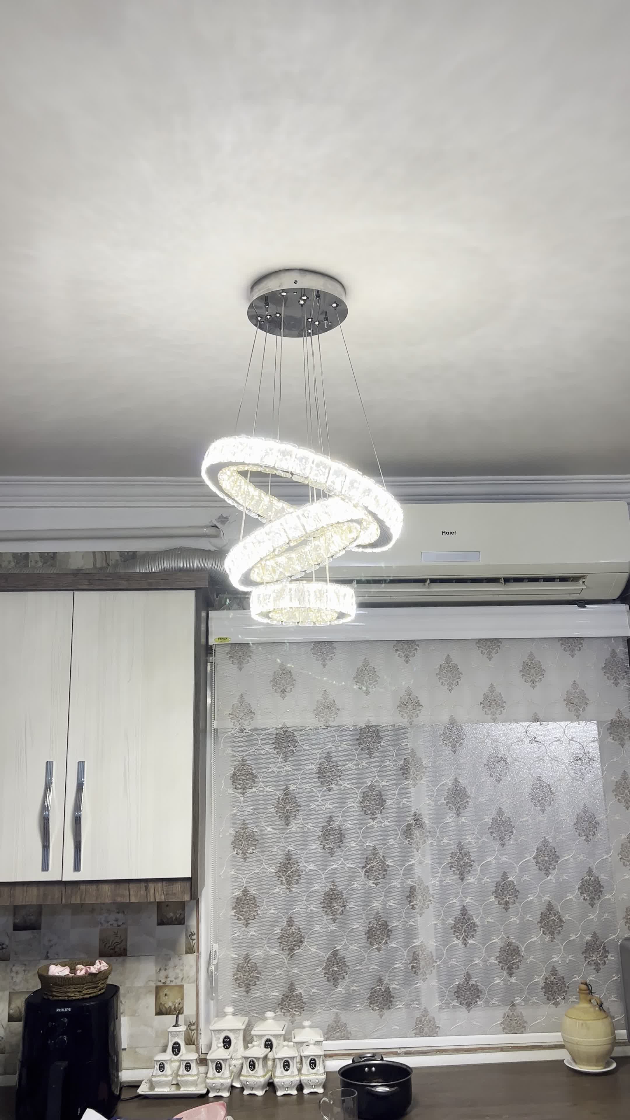 لوستر کهکشانی کنترلی|لوستر و چراغ آویز|گرگان, |دیوار