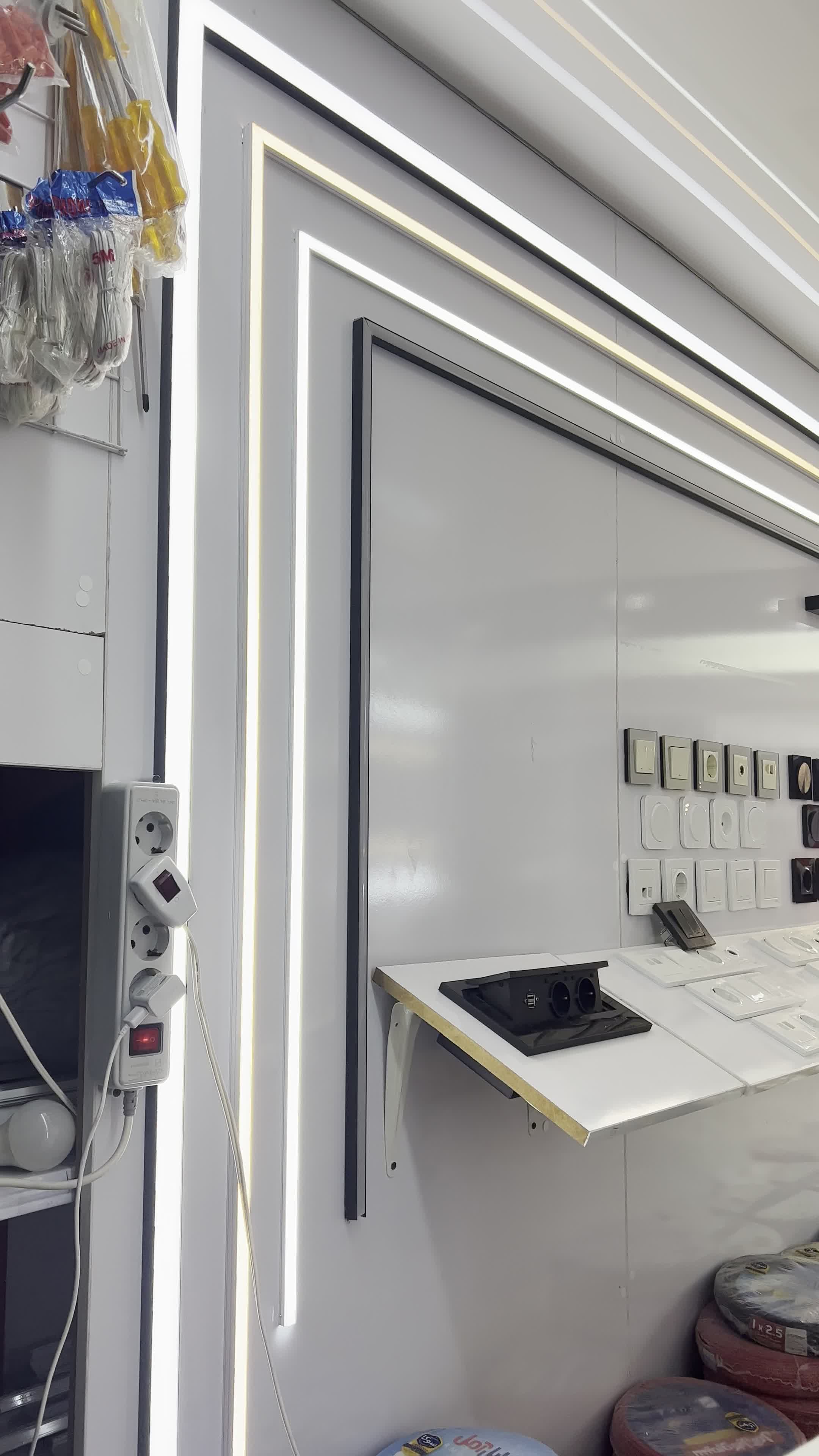 استخدام منشی خانم|استخدام بازاریابی و فروش|بوشهر, |دیوار