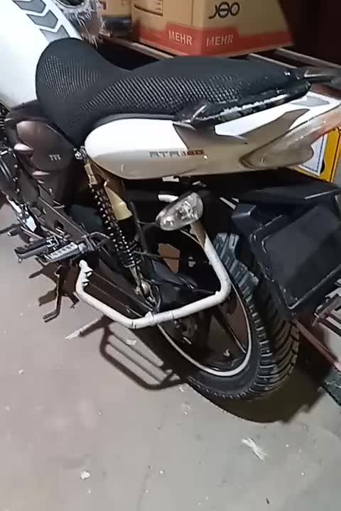 آپاچی|موتورسیکلت|رباط‌کریم, شهرک صنعتی نصیرآباد|دیوار