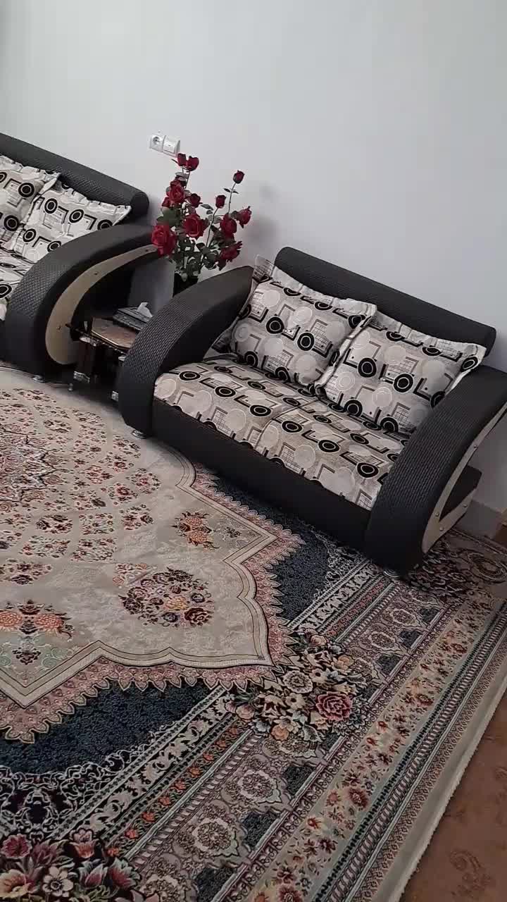 مبل  ۹ نفره.   بسیار سالم. و مناسب|مبلمان خانگی و میز عسلی|بیرجند, |دیوار