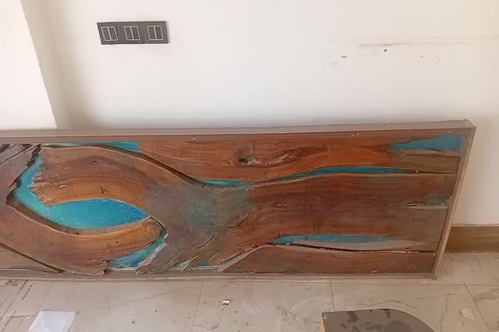 میز چوب گردو و رزین|مبلمان خانگی و میز عسلی|رفسنجان, |دیوار