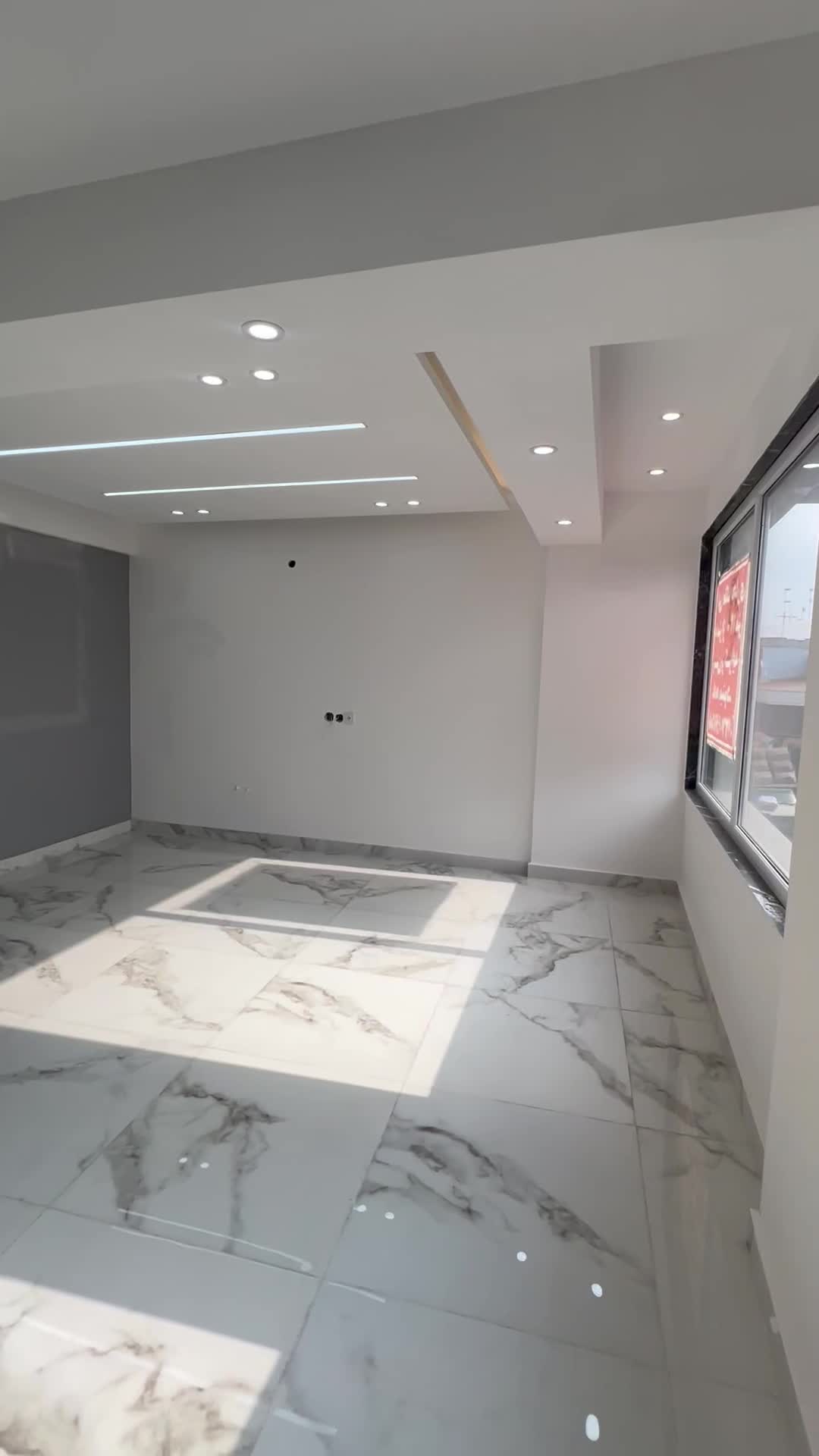 رهن واحدتجاری در بر اصلی خیابان سپه|اجارهٔ دفتر کار، اتاق اداری، مطب|بندر انزلی, سپه|دیوار