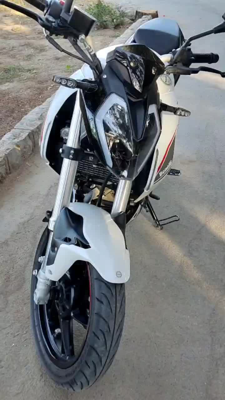 بنلی 180s|موتورسیکلت|لنجان, |دیوار