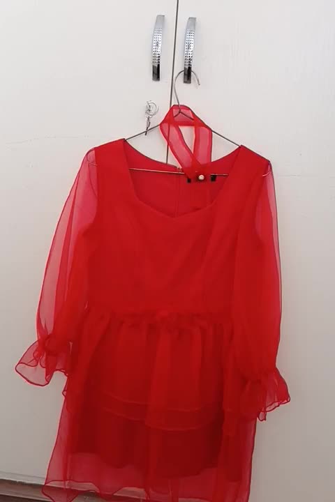 لباس مجلسی|لباس|بهارستان, |دیوار