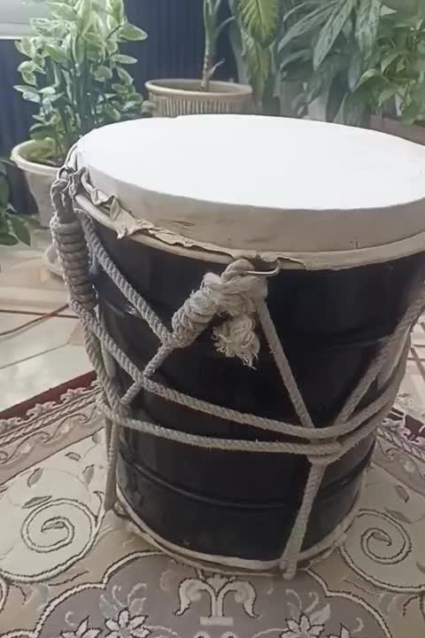 دمام نو قیمت ۲۰۰۰۰۰۰تومان|سازهای سنتی|تیران, |دیوار