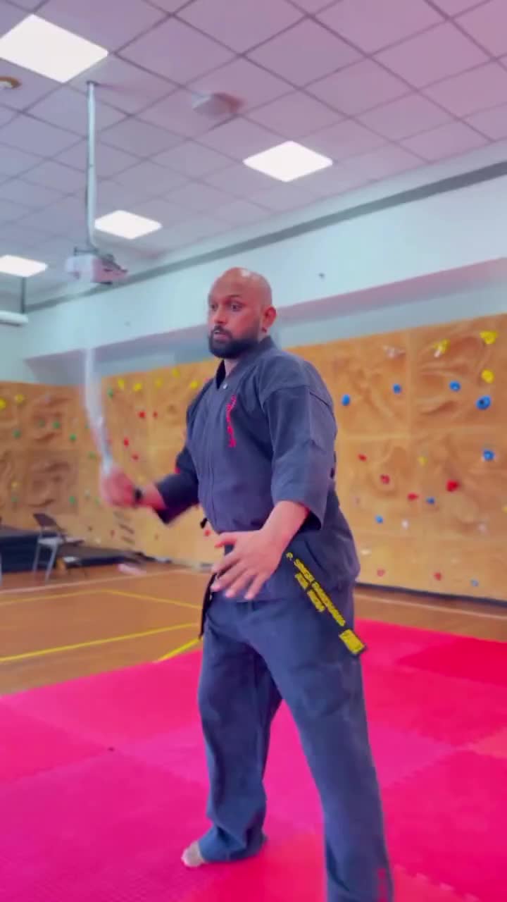 شمشیر کاتانا(سامورایی) ۱ متری|تجهیزات ورزشی|اسلامشهر, باغ فیض|دیوار