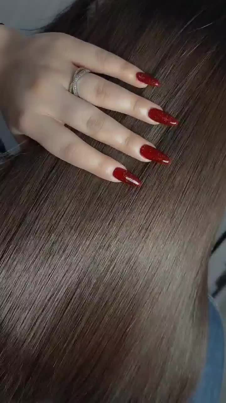 کاشت ناخن نصف قیمت(آموزش و خدمات)|خدمات آرایشگری و زیبایی|سنندج, |دیوار