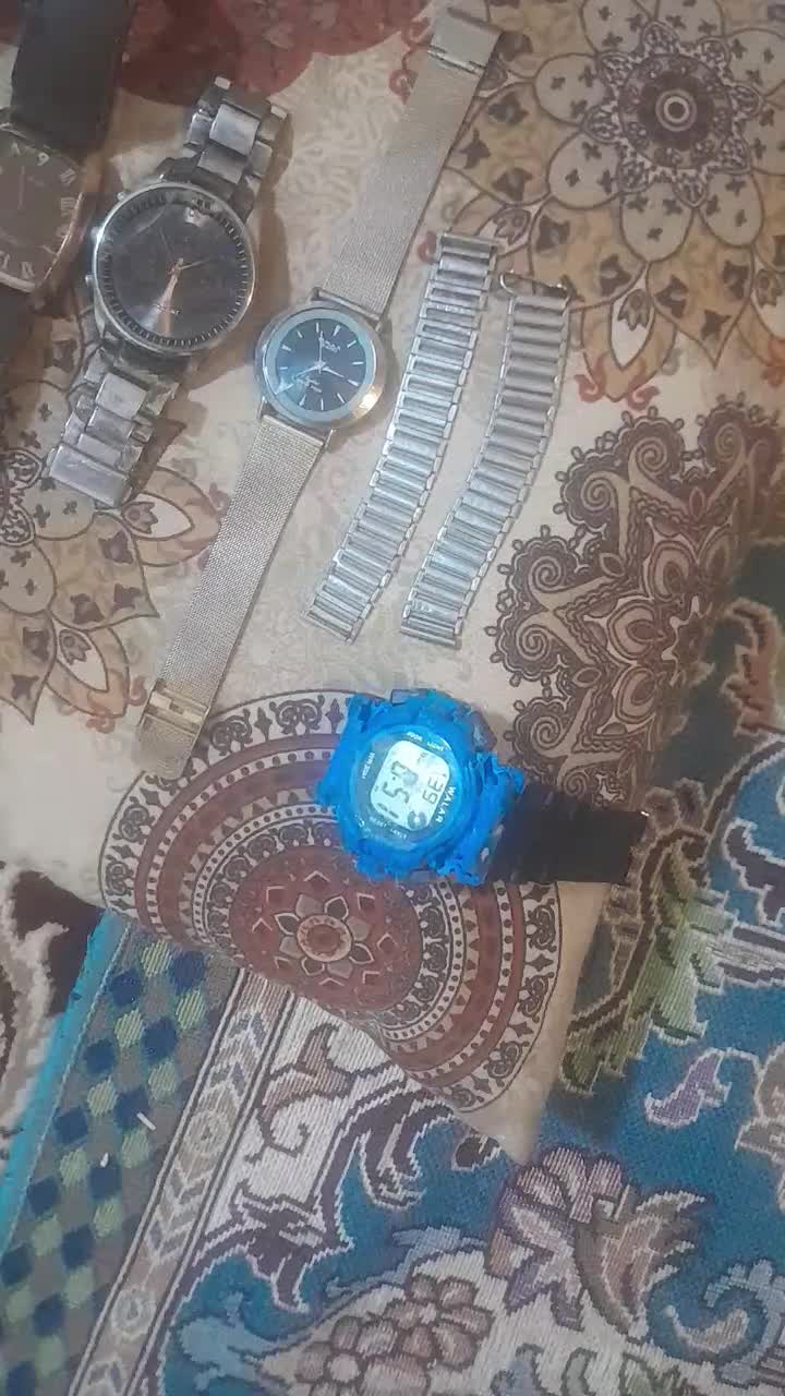 ساعت|ساعت|مشهد, موعود|دیوار