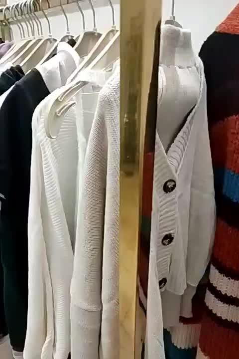 مزون سرخابی  شعبه ۲ پرند میدان استقلال|لباس|پرند, فاز ۲|دیوار