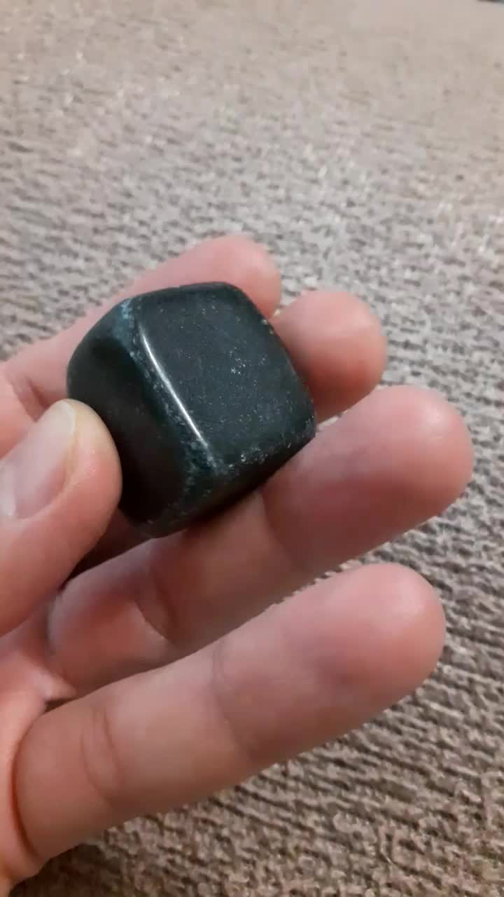 یشم|جواهرات|ری, منصوریه منگل|دیوار