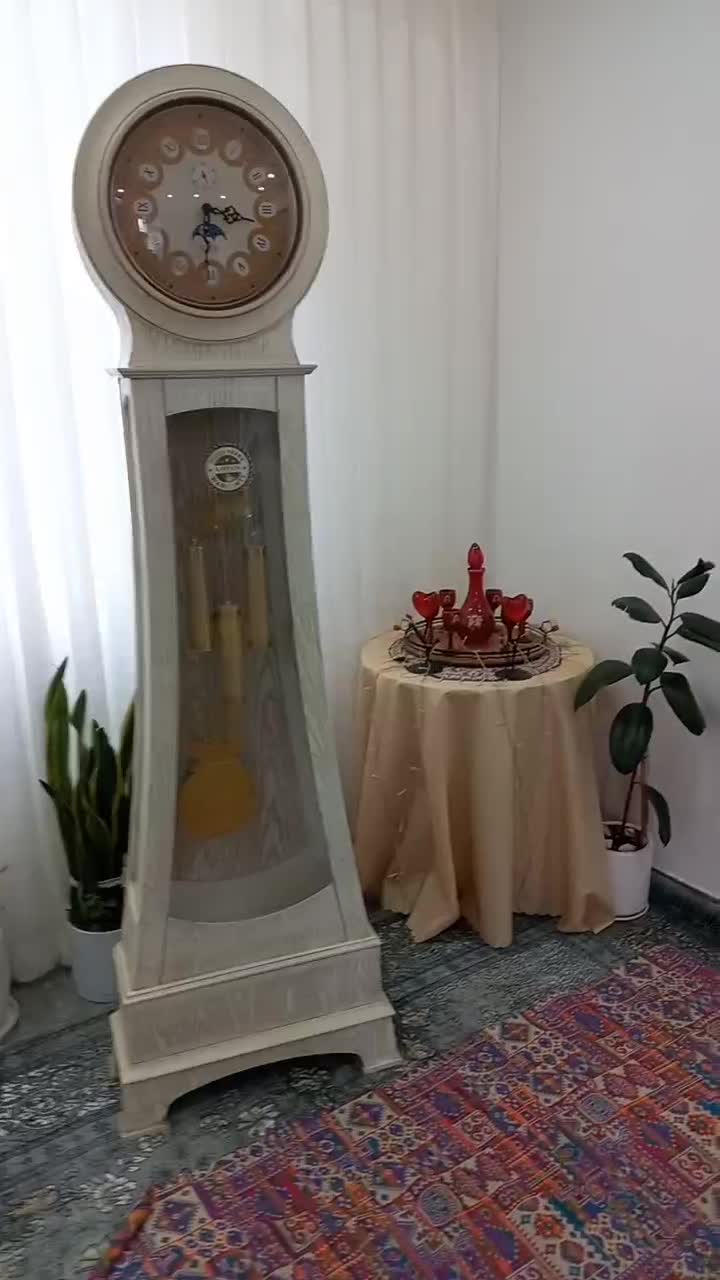 ساعت ایستاده چوبی LOTUS رنگ کرم سالم درحدنو|ساعت دیواری و تزئینی|گرگان, |دیوار