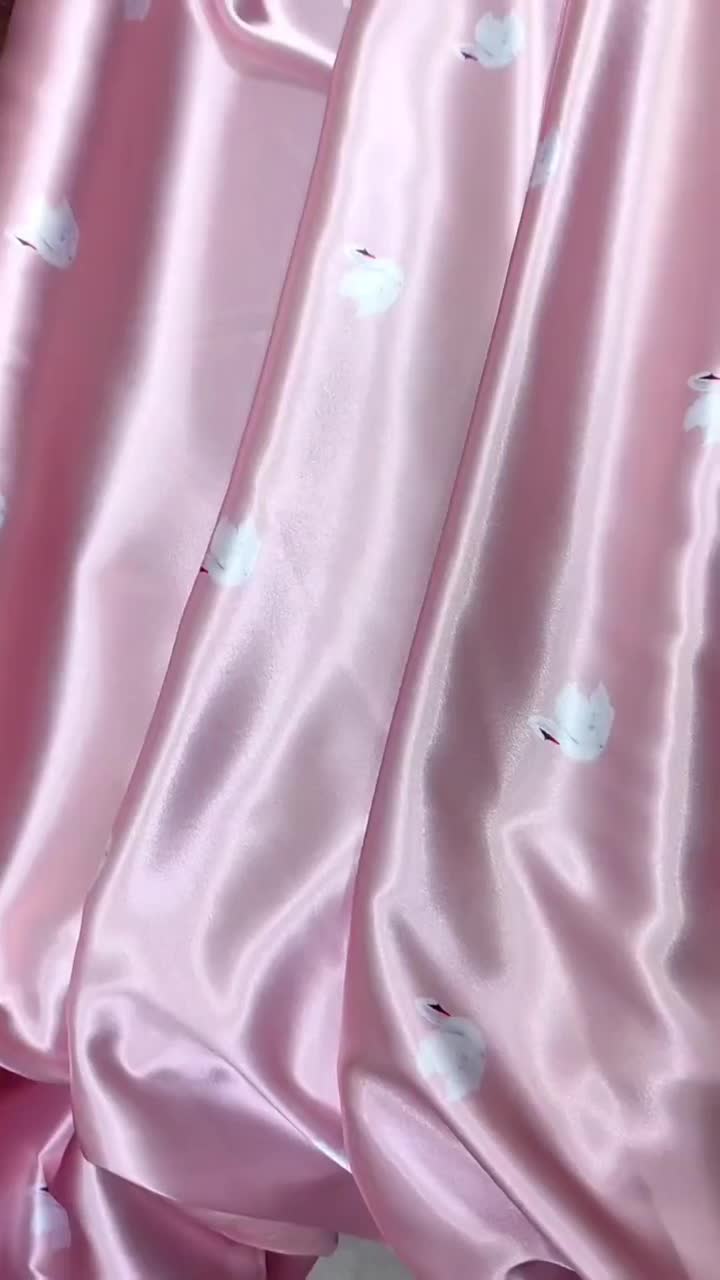 لباس ساتن قو صورتی|لباس|خاو و میرآباد, |دیوار