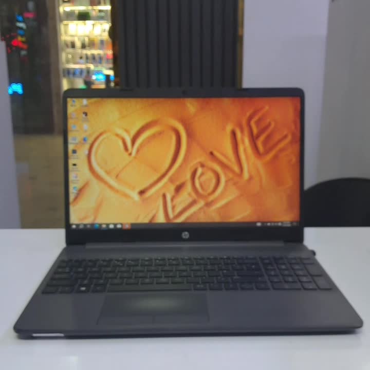 نسلhp 255 Ryzen 5 i5 10 رم8 ddr4 باm2 گرافیک2Gمجزا|رایانه همراه|تهران, فردوس|دیوار