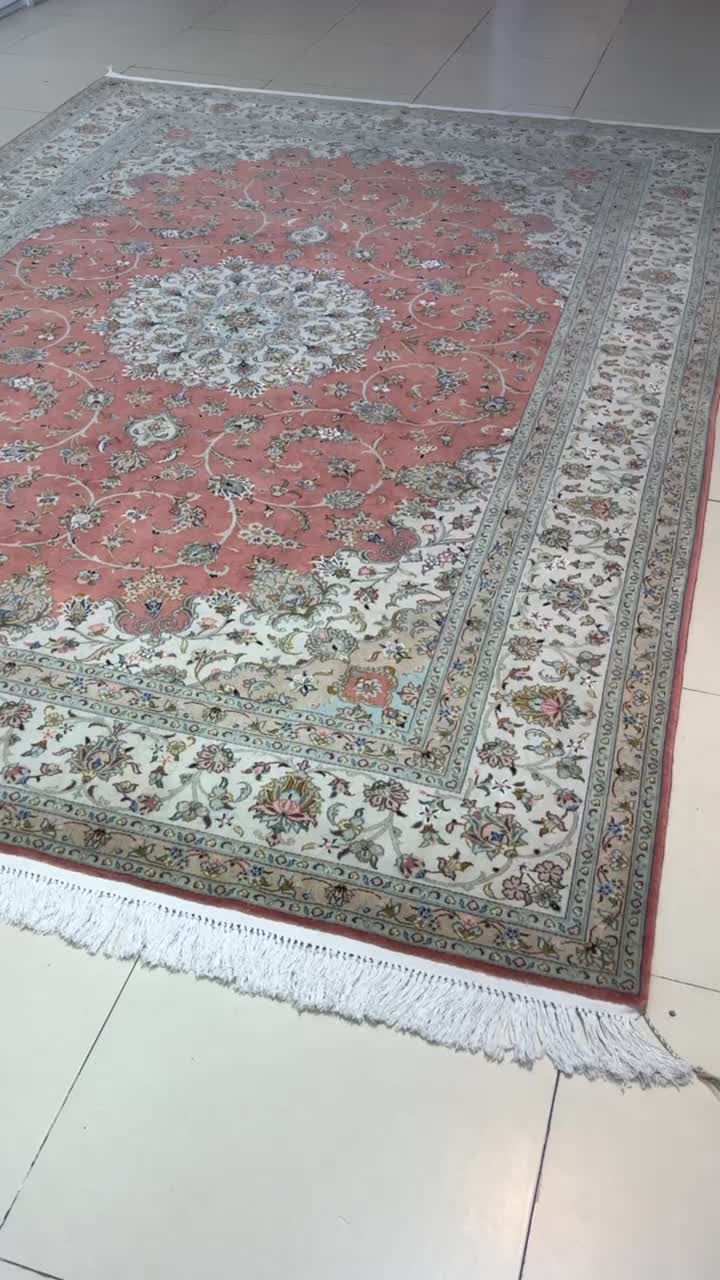 جفت فرش ۹متری دستباف کرک کاشان گل ابریشم در حد نو|فرش|کرج, شهرک جهان‌نما|دیوار