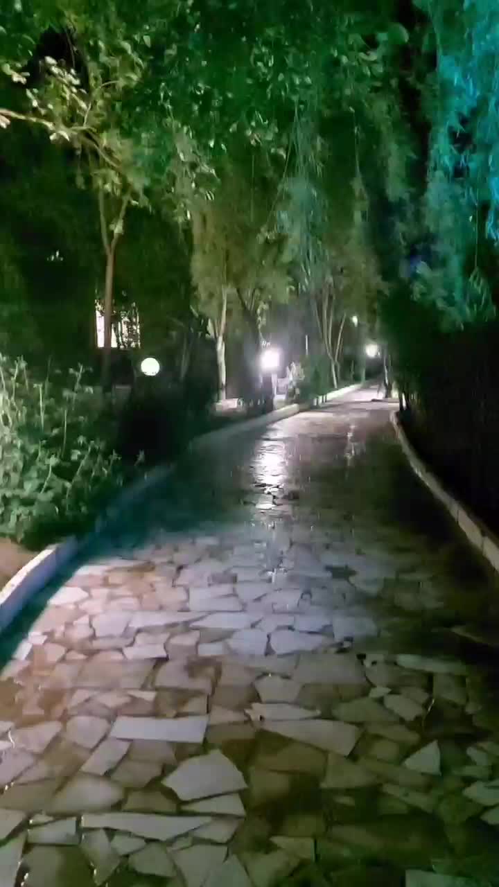 باغ ویلا مناسب خانواده و مهمانی خانوادگی تولد|اجارهٔ کوتاه‌مدت ویلا و باغ|گلپایگان, |دیوار