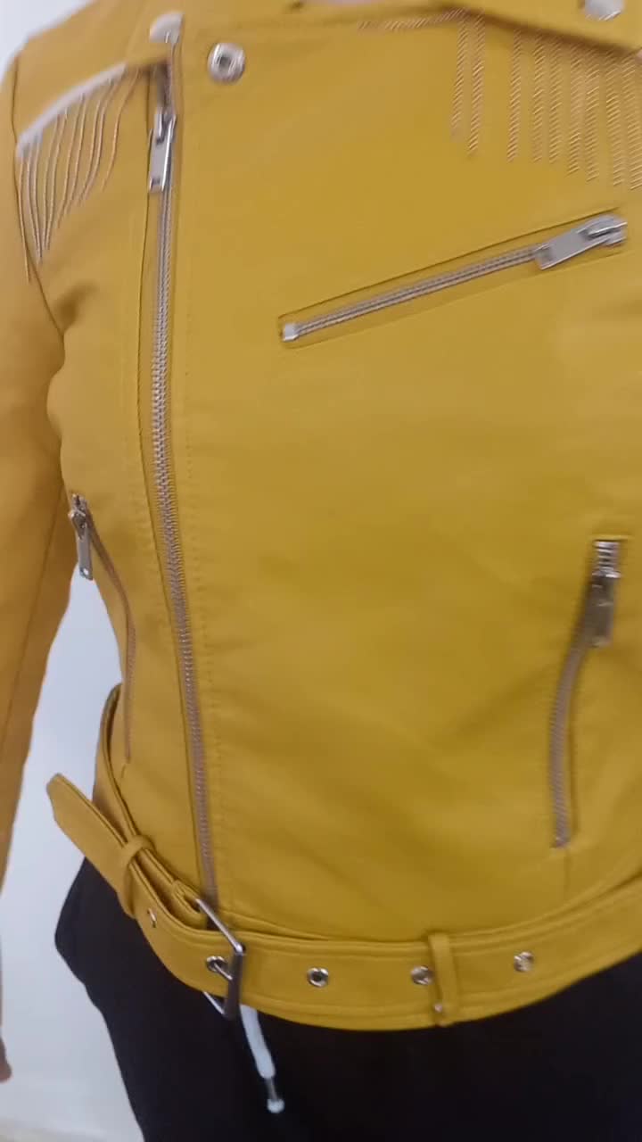 کت چرم دخترانه حراج بعلت تک سایز بودن|کفش و لباس بچه|خرم‌آباد, |دیوار