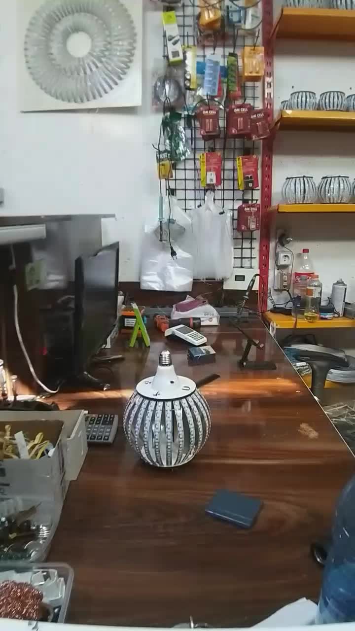 الکتریکی مگانور دهگلان|لامپ و چراغ|دهگلان, |دیوار