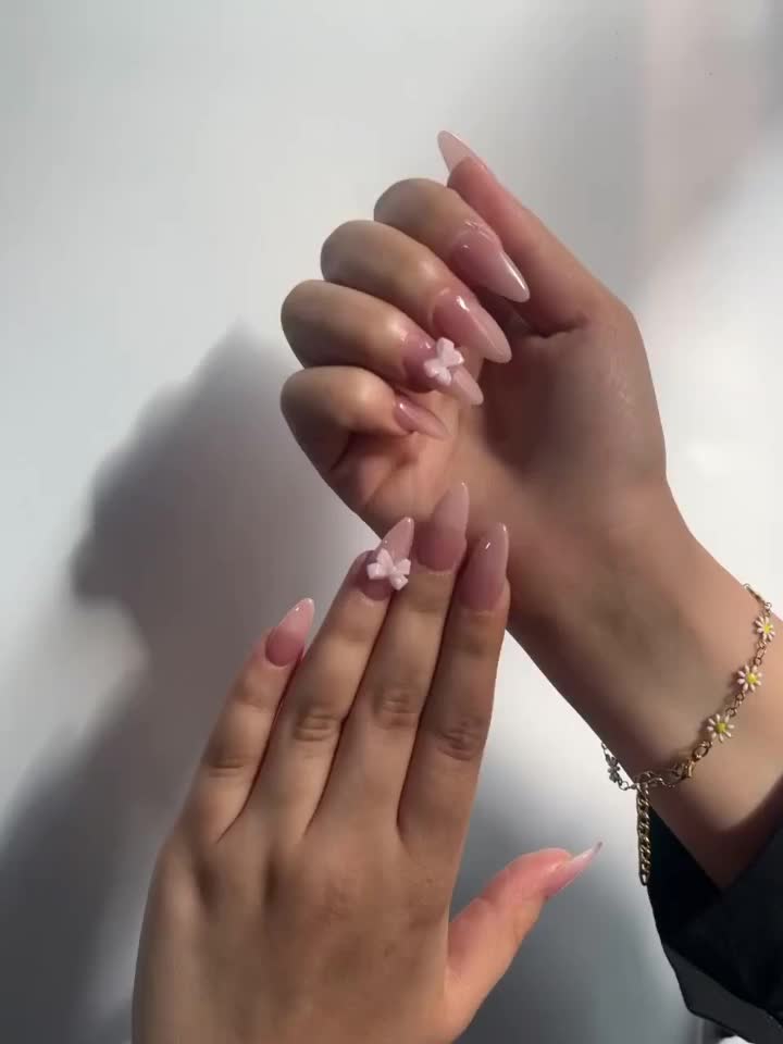 انجام خدمات ناخن و بافت مو|خدمات آرایشگری و زیبایی|ملارد, |دیوار