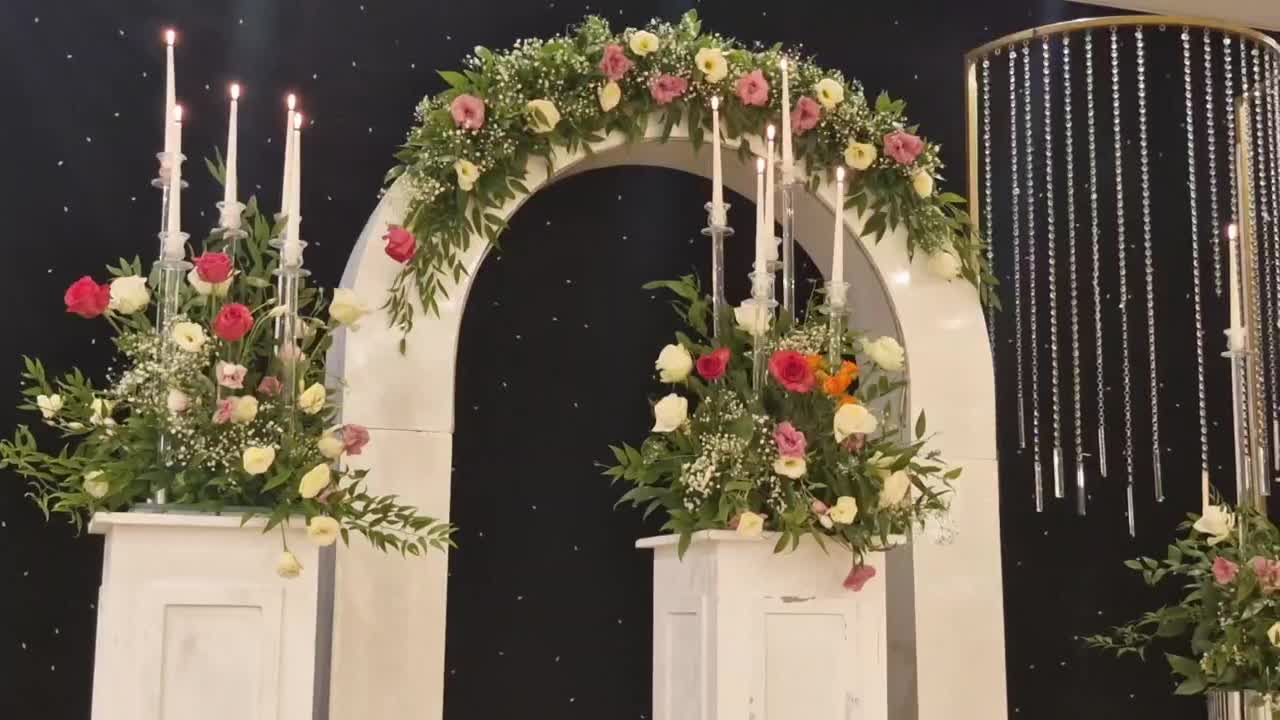 تشریفات عروسی، گل‌آرایی و بادکنک‌آرایی مراسم|خدمات پذیرایی، مراسم|یزد, |دیوار