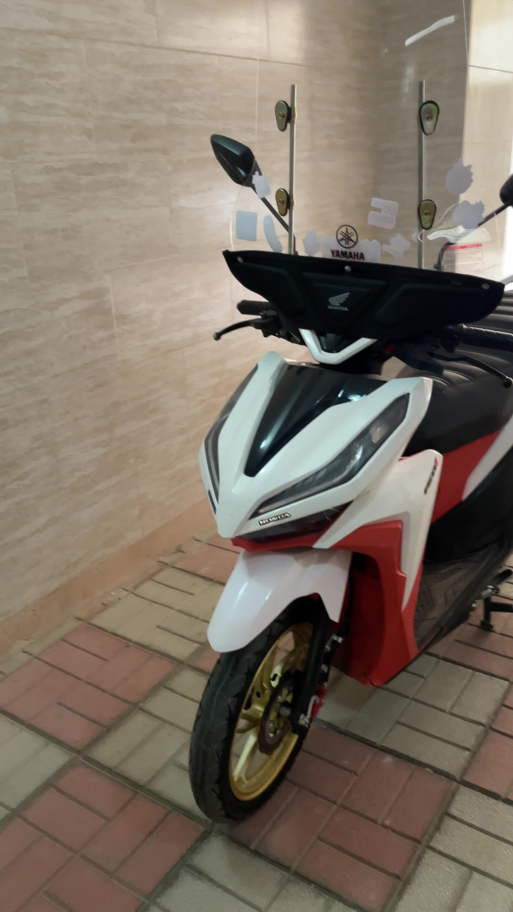 کیلیک کویر|موتورسیکلت|پاکدشت, پاکدشت (مامازند)|دیوار