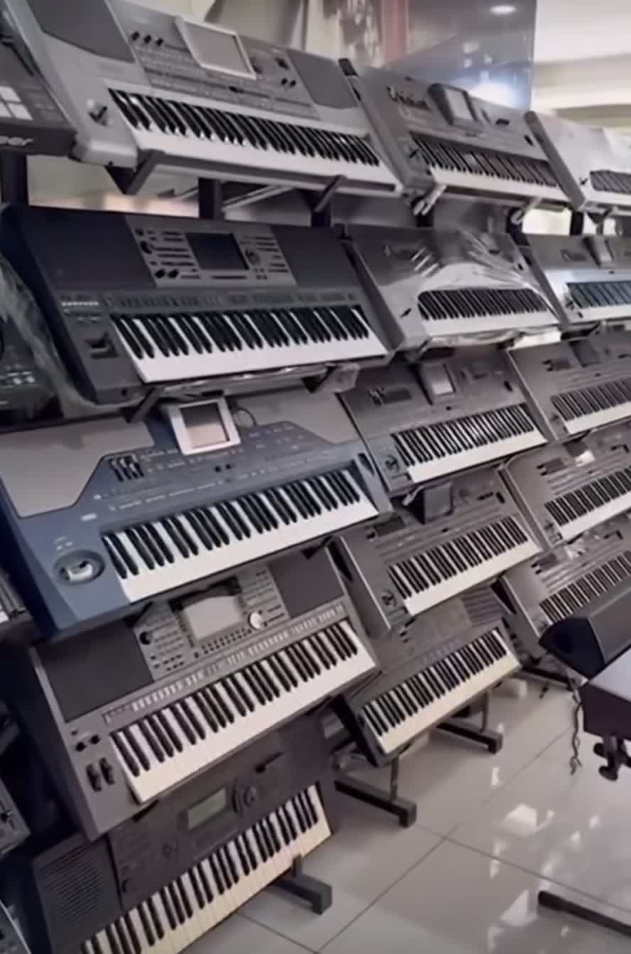 خریدوفروش انواع ارگ و دستگاه دی جی|پیانو، کیبورد، آکاردئون|ارومیه, |دیوار