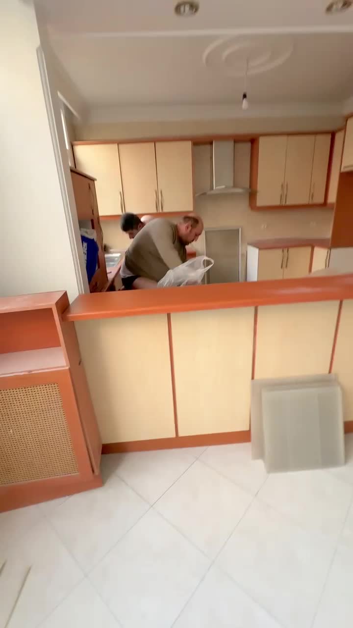 ۱۰۱ متر دو‌خوابه میدان سنایی