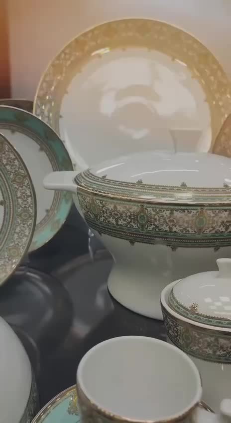 سرویس چینی کاملاً نو 93 پارچه ۱۲ نفره|ظروف سرو و پذیرایی|کیش, |دیوار