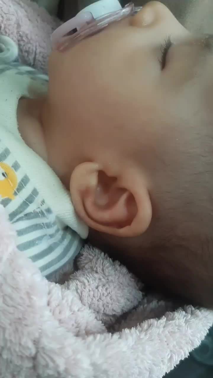 پیرسینگ و سوراخ کردن گوش|خدمات آرایشگری و زیبایی|ارومیه, |دیوار