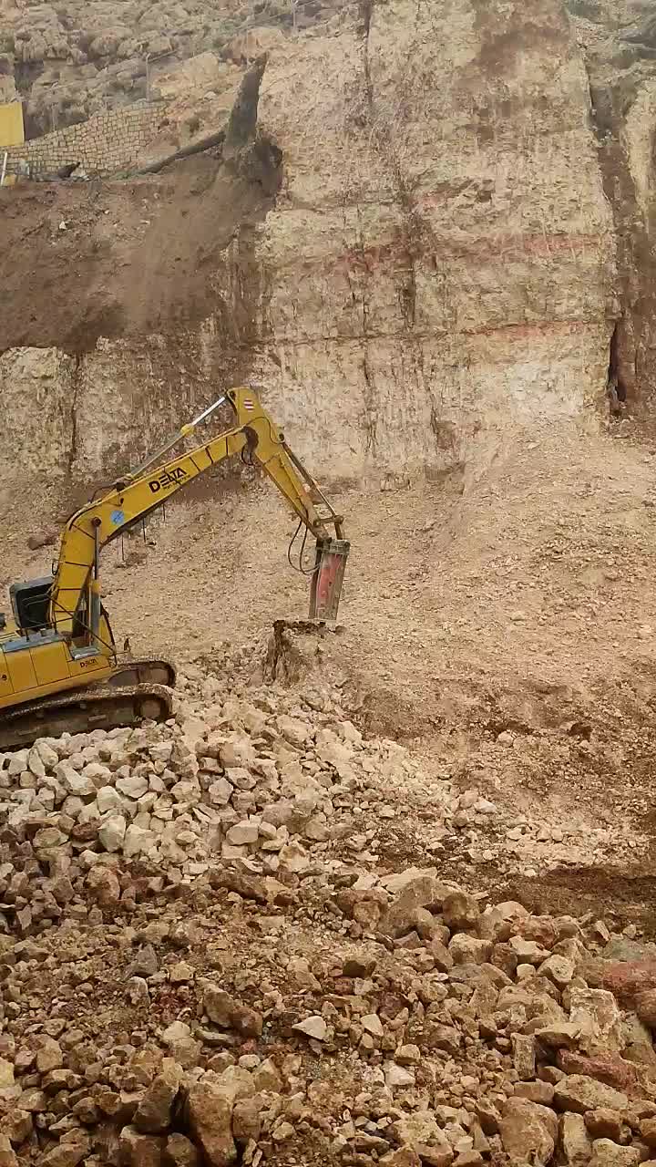 خاکبرداری وتخریب آسفالت جدول و زیر سازی|خدمات حمل و نقل|شیراز, شهرک والفجر|دیوار