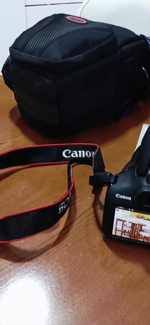 دوربین canon|دوربین عکاسی و فیلم‌برداری|رشت, گلسار|دیوار