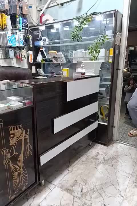 یک دست کامل ویترین کامل با چوب ام دی آف|فروشگاه و مغازه|شوش, |دیوار