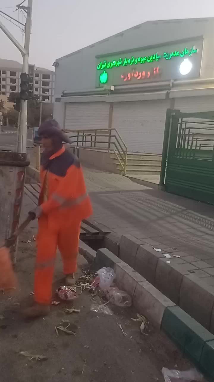 جاروف کردن تهران همه نیروهای خوزستان وشوشتر هستن|استخدام سرایداری و نظافت|شوشتر, |دیوار