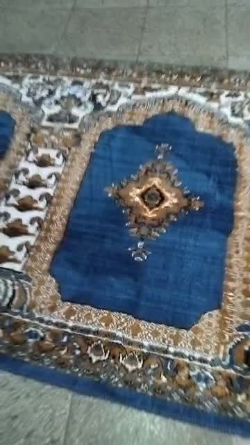 فرش مسجد طوسیفیلی سجاده|فرش|ری, شهید غیوری (ابن باویه)|دیوار