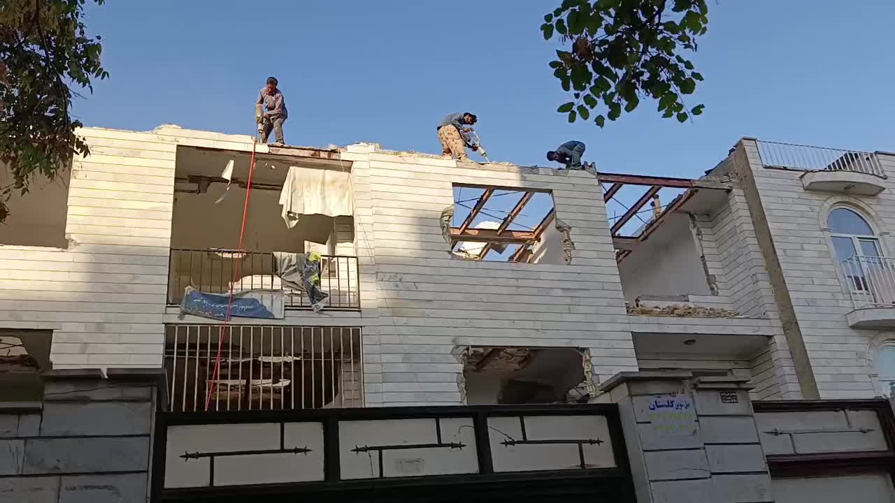 تخریب ساختمان خاکبرداری و خرید انواع ضایعات|خدمات پیشه و مهارت|قزوین, |دیوار