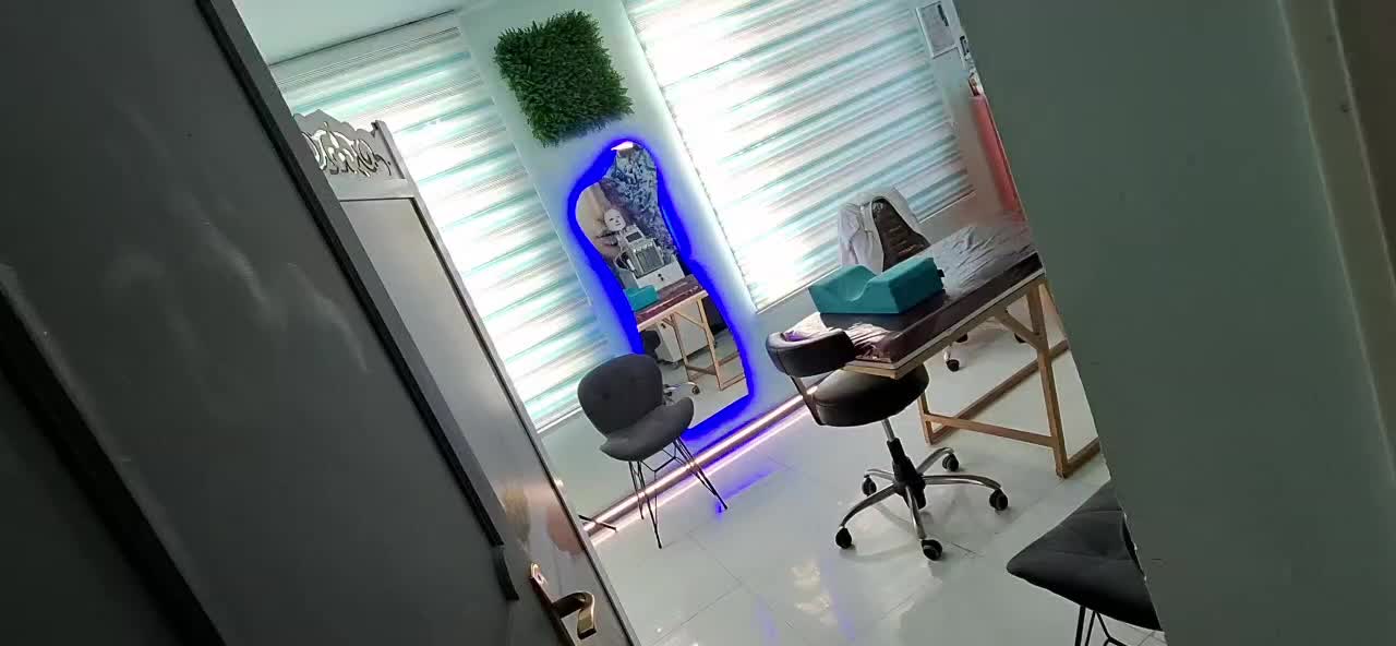 مدل فشیال و پاکسازی پوست بصورت حرفه ای|خدمات آرایشگری و زیبایی|مشهد, زیبا شهر|دیوار