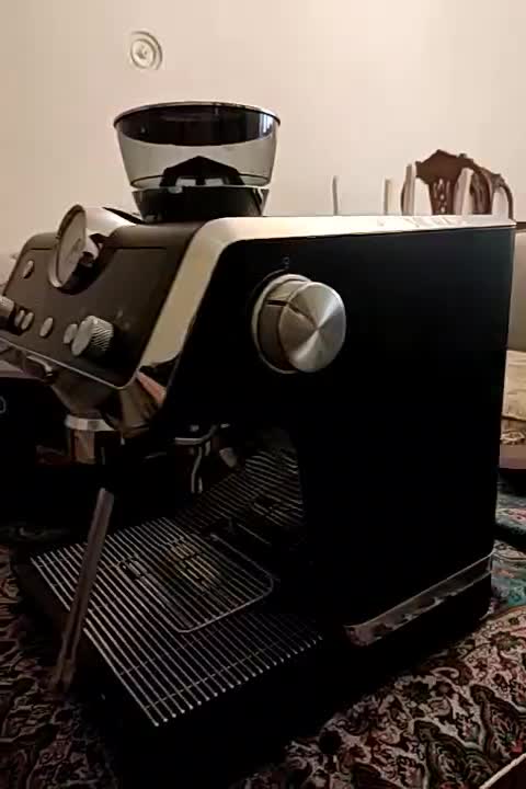قهوه‌ساز  دلونگی نیمه صنعتی درحد  DeLonghi 9355|سماور، چای‌ساز، قهوه‌ساز|تهران, فاطمی|دیوار