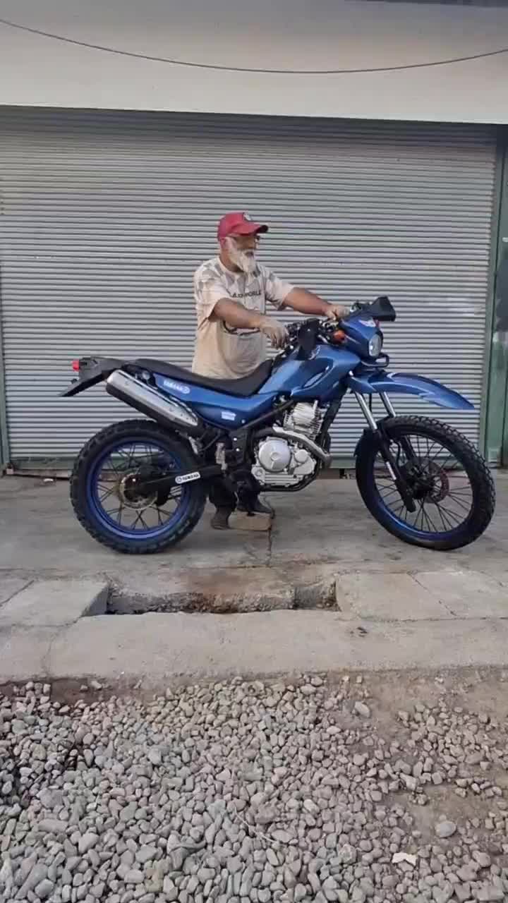 موتور تریل ۲۵۰سرو اندرو... کراس ریس سنگین|موتورسیکلت|کرج, خرمدشت|دیوار