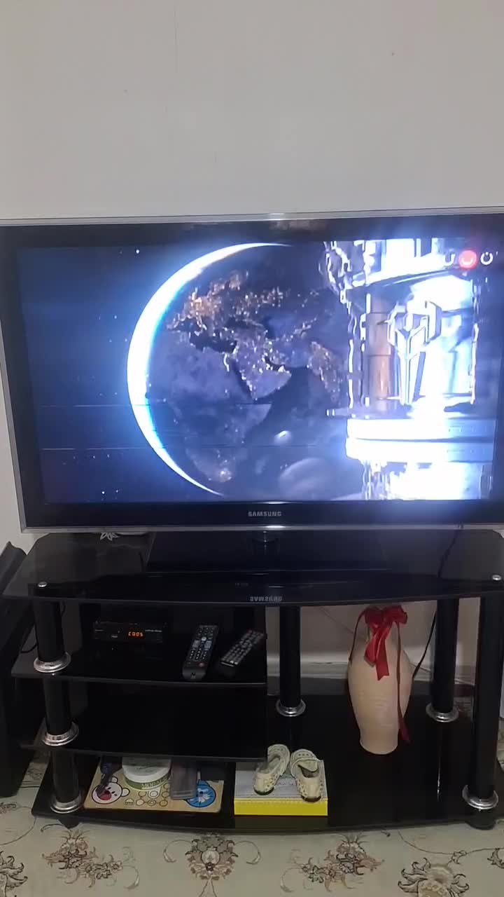 تلوزیون|تلویزیون و پروژکتور|بومهن, |دیوار