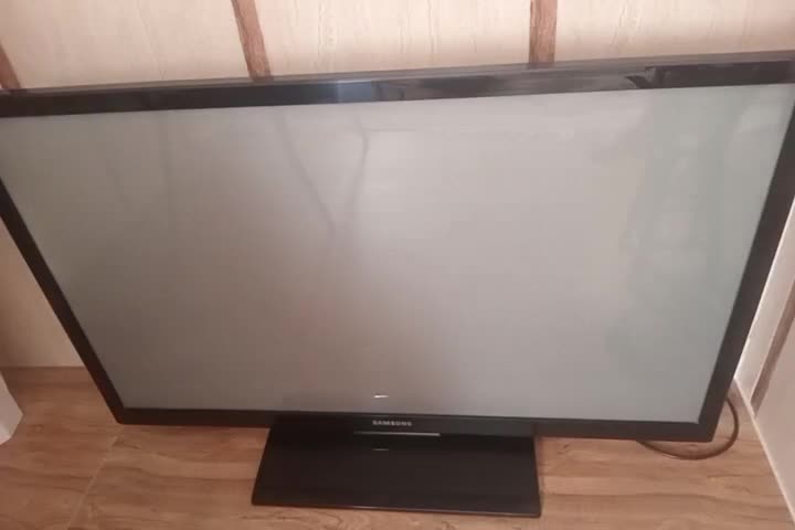 ال سی دی43اینج سامسونگ|تلویزیون و پروژکتور|خرم‌آباد, |دیوار