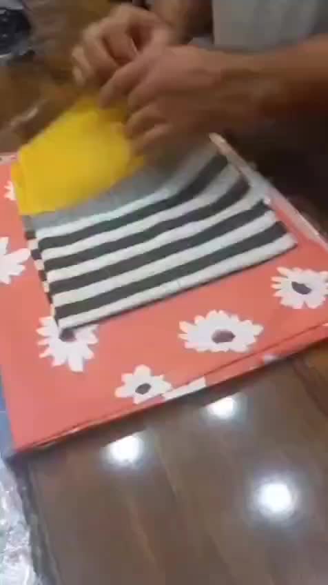 لباس|لباس|دلوار, |دیوار