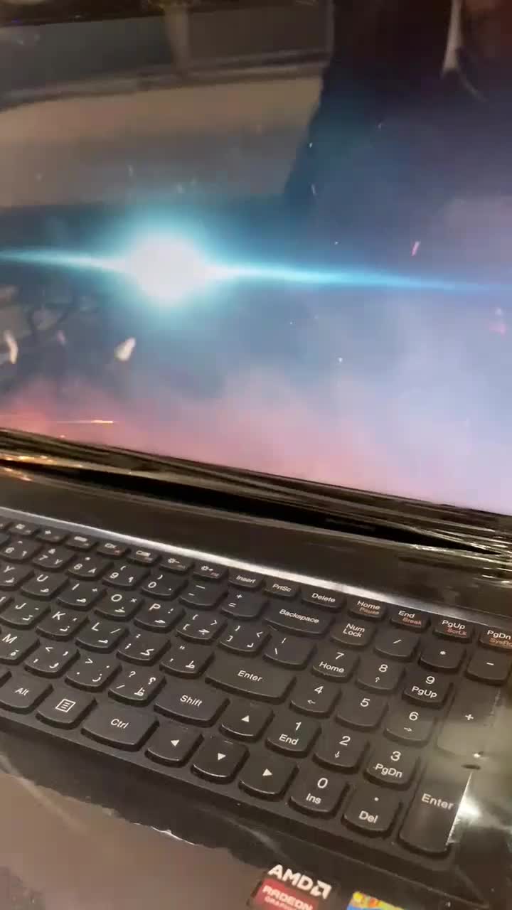 لپ تاپ lenovo  قوی تر از i5 نسل هفت گرافیکدار|رایانه همراه|رشت, چله خانه|دیوار