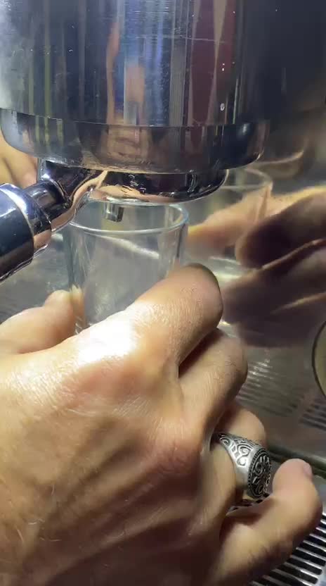 دستگاه صنعتی قهوه به همراه آسیاب صنعتی|کافی‌شاپ و رستوران|بروجرد, |دیوار