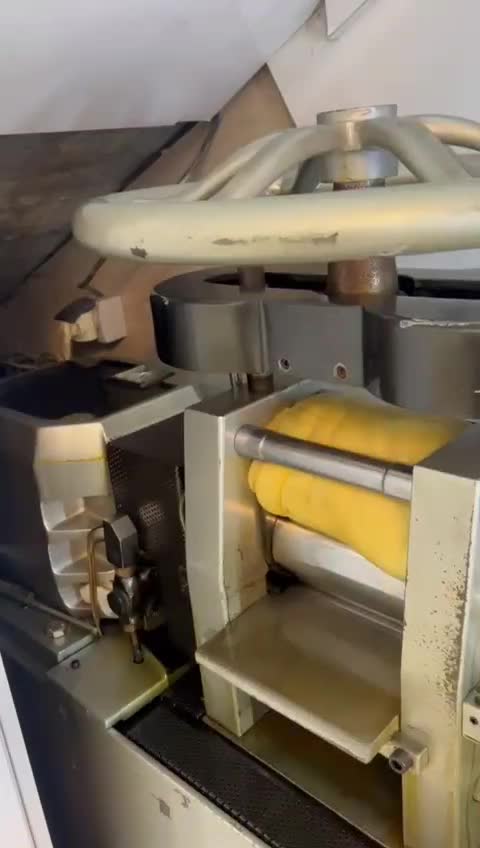 دستگاه نورد طلا|ابزارآلات|اصفهان, نقش جهان|دیوار