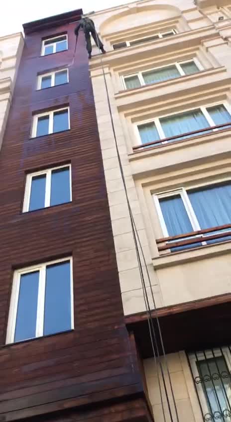 پیچ و رولپلاک نما شستشوی نما بدون نیاز به داربست|خدمات پیشه و مهارت|تهران, نیاوران|دیوار